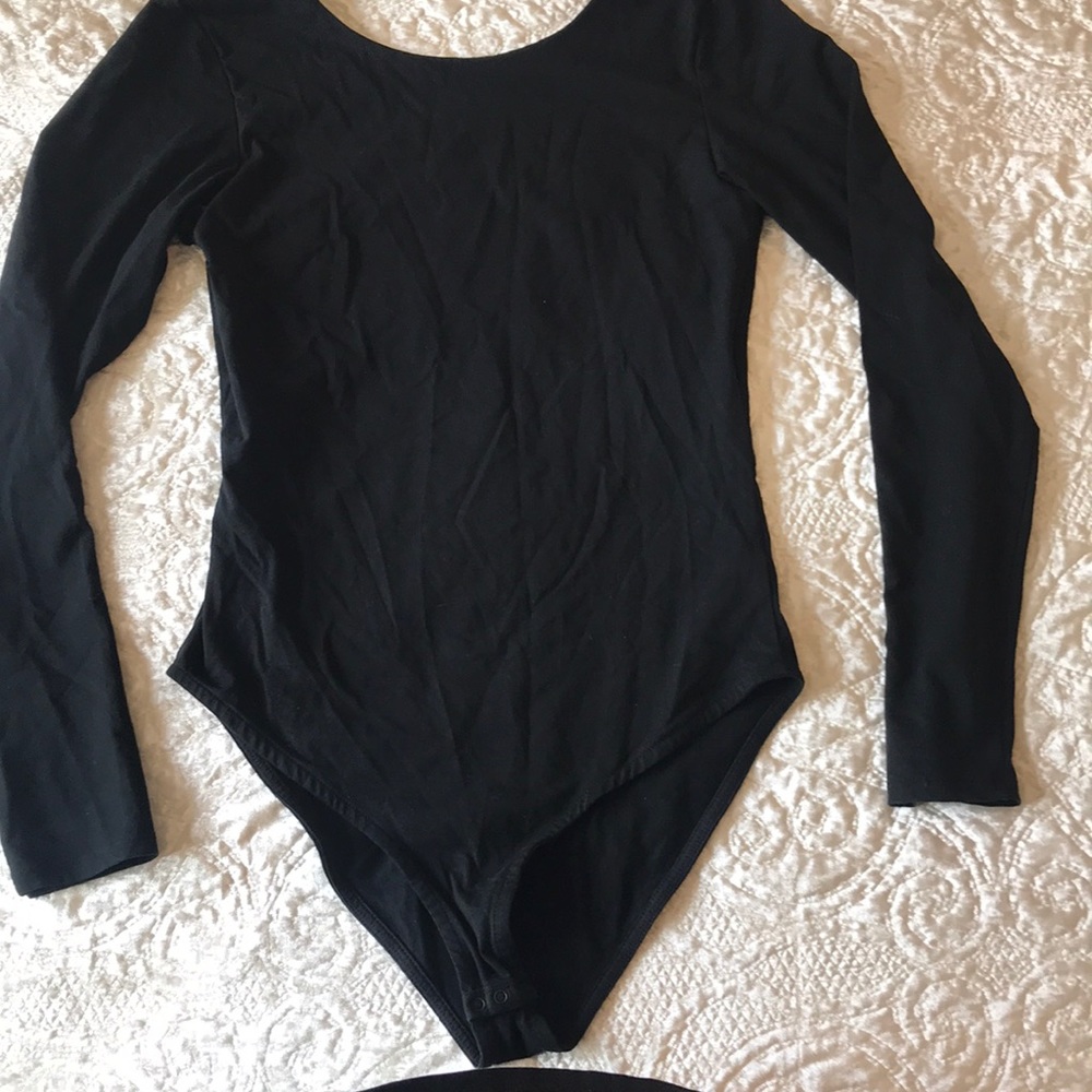 Black bodysuit never worn